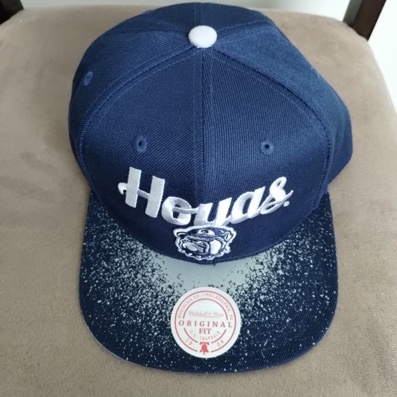 Mitchell & Ness Georgetown Hoyas Spray Paint Adjustable Snapback Hat Navy NCAA - Picture 3 of 6